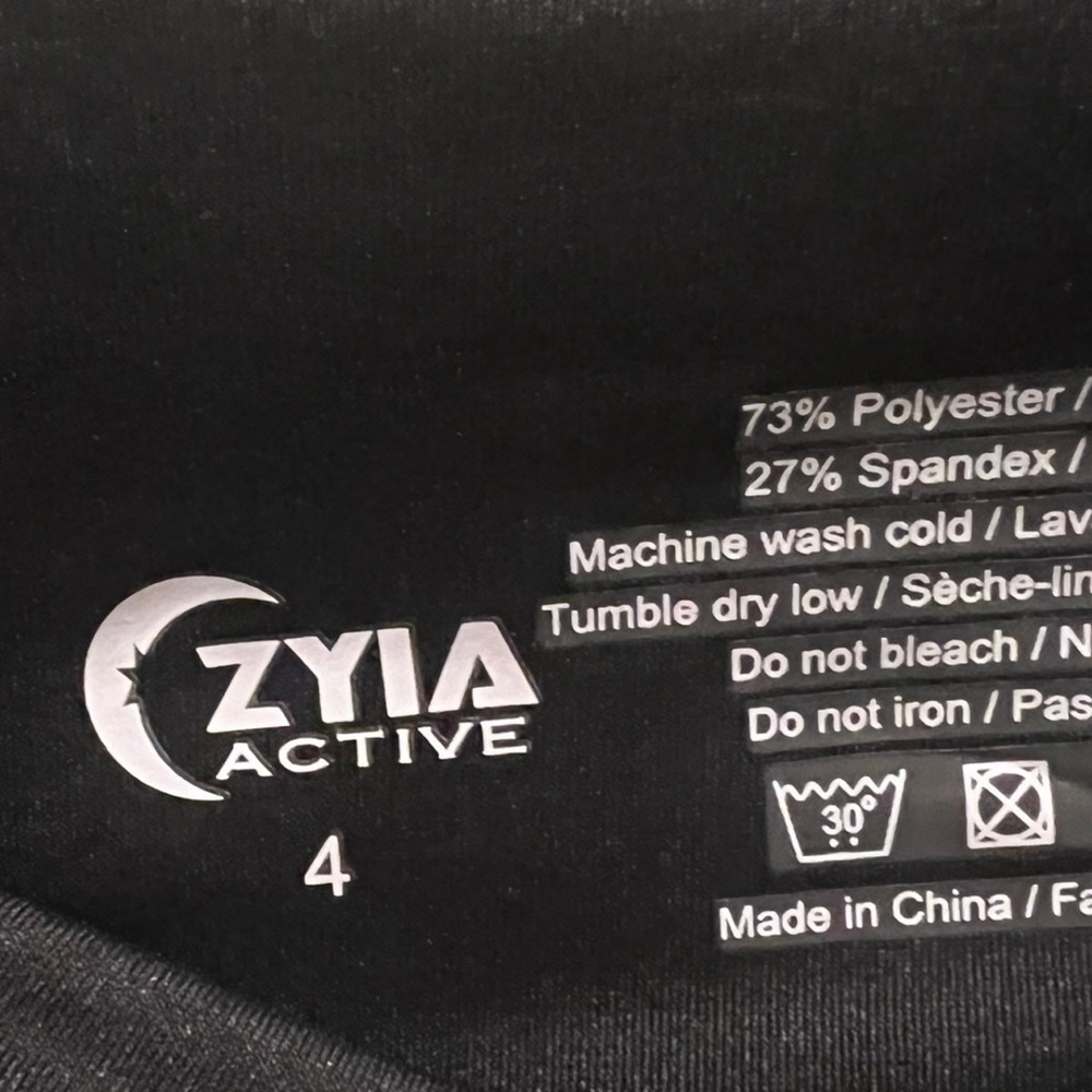 Zyia Active Black leggings size 4 and 28in long - Picture 2 of 4